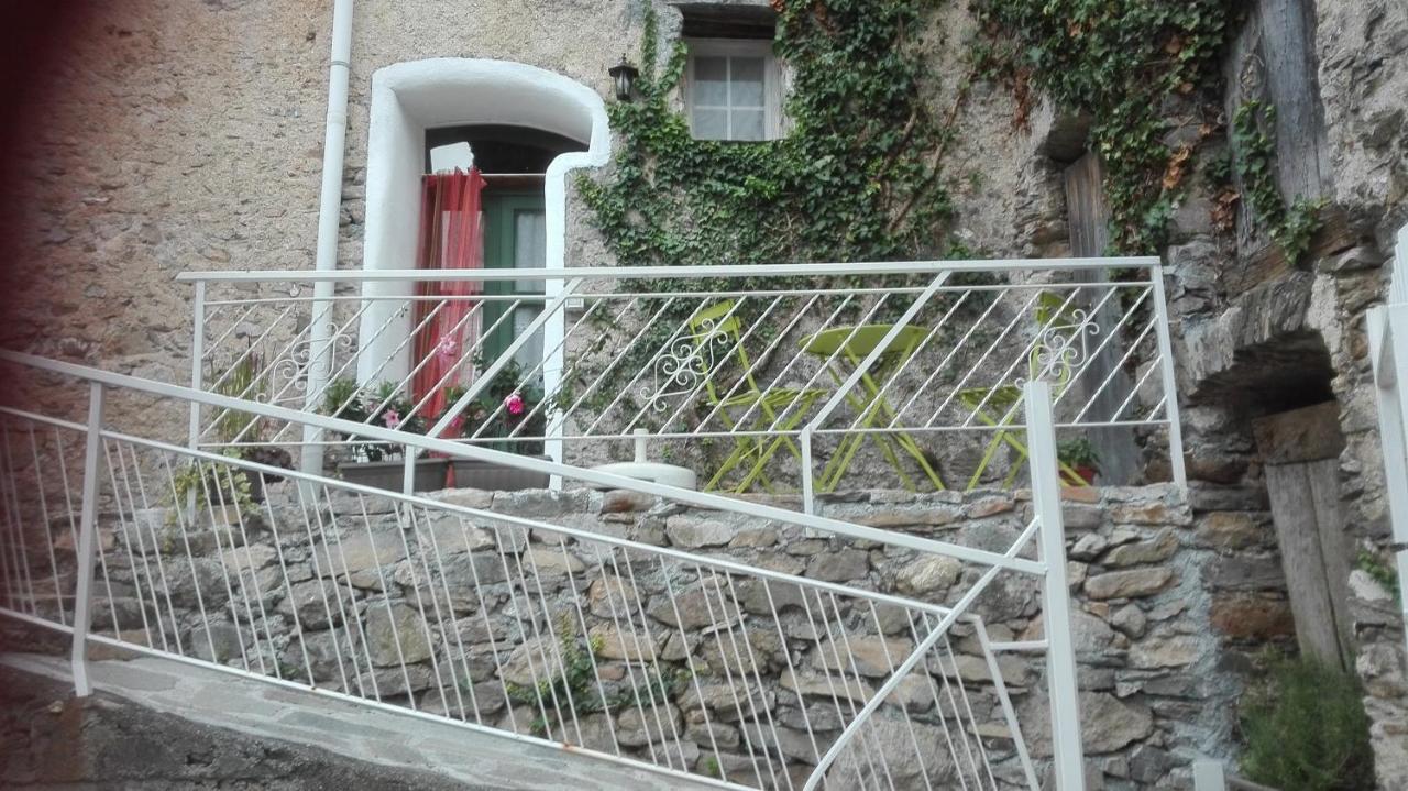 Agriturismo Nonnamelia Nasino المظهر الخارجي الصورة