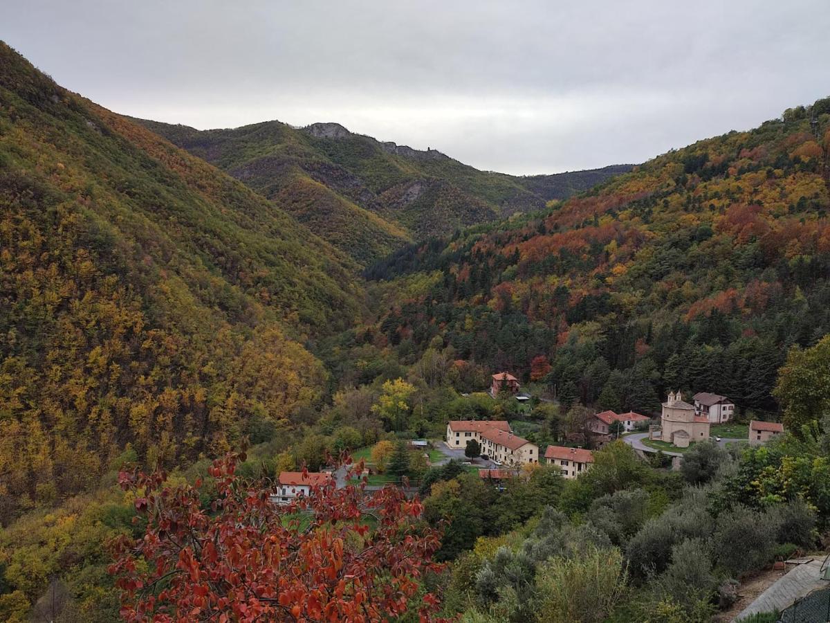 Agriturismo Nonnamelia Nasino المظهر الخارجي الصورة