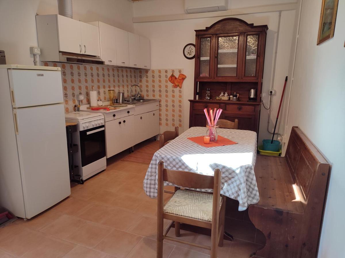 Agriturismo Nonnamelia Nasino المظهر الخارجي الصورة