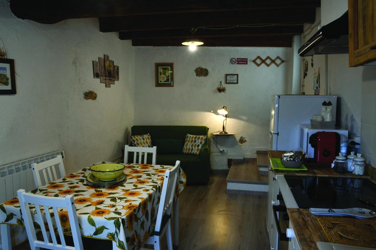 Agriturismo Nonnamelia Nasino المظهر الخارجي الصورة