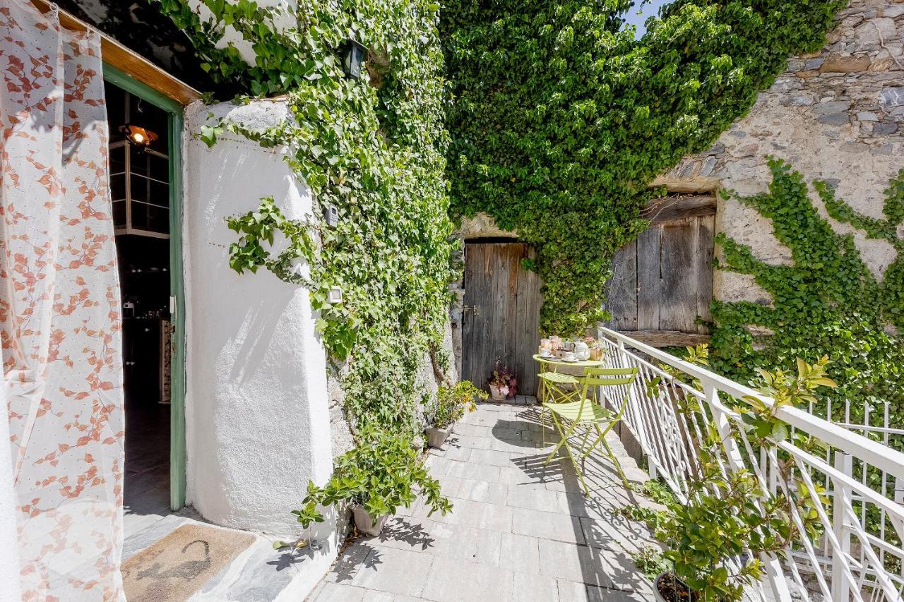 Agriturismo Nonnamelia Nasino المظهر الخارجي الصورة
