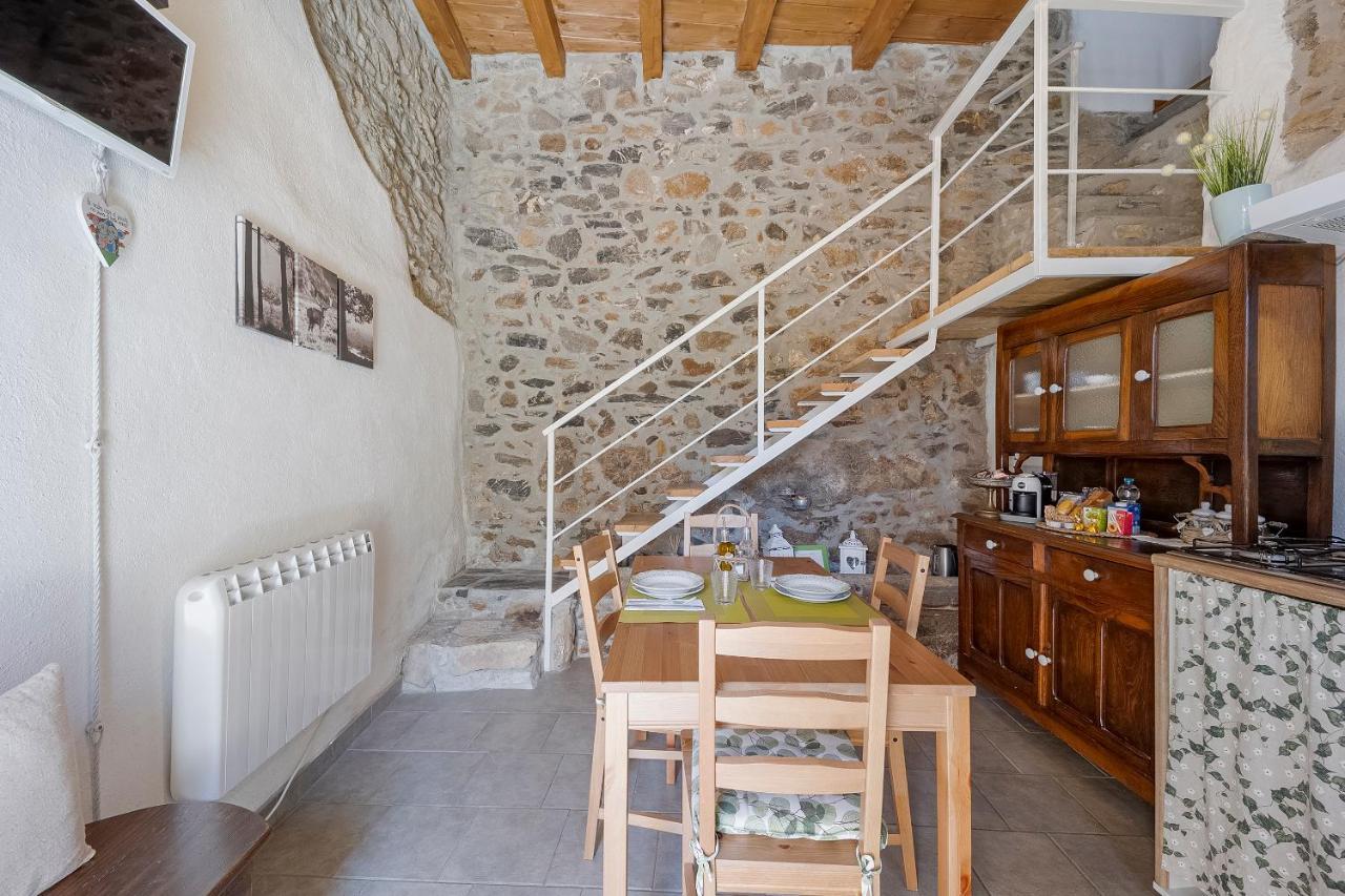 Agriturismo Nonnamelia Nasino المظهر الخارجي الصورة